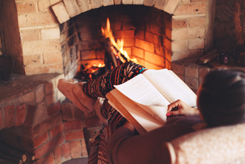 How to Build the Ultimate TBR Pile for Winter